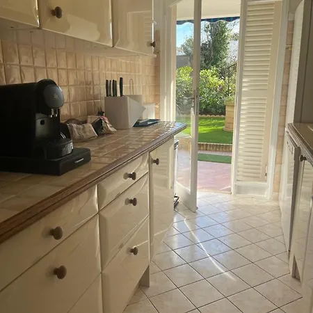 2 Pieces, 4 Couchages Terrasse, Garage Lägenhet Cannes