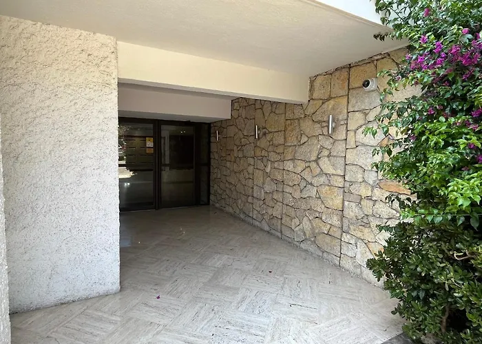 2 Pieces, 4 Couchages Terrasse, Garage * 칸느