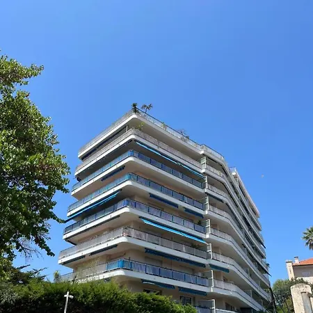 2 Pièces, 4 Couchages Terrasse, Garage Cannes